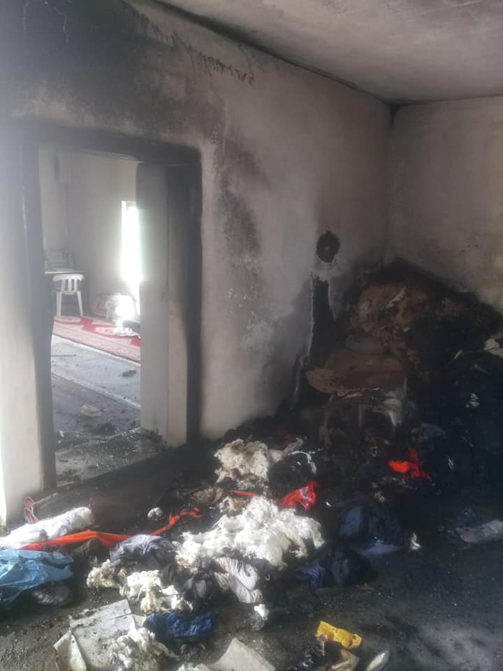 Kahta’da Muhtarı Öldüren Cinayet Şüphelisinin Evi Ateşe verildi: 2 Gözaltı