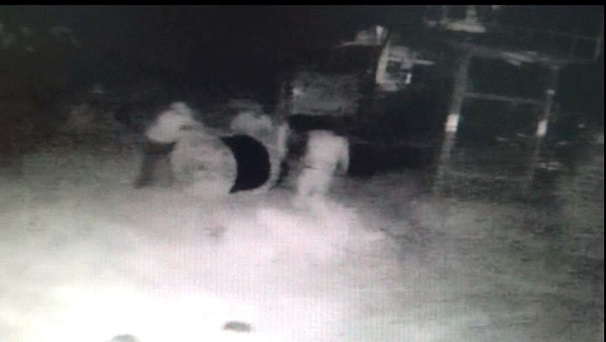 Maskeli Beşlerin Hırsızlığı Güvenlik Kamerasında-Videolu Haber