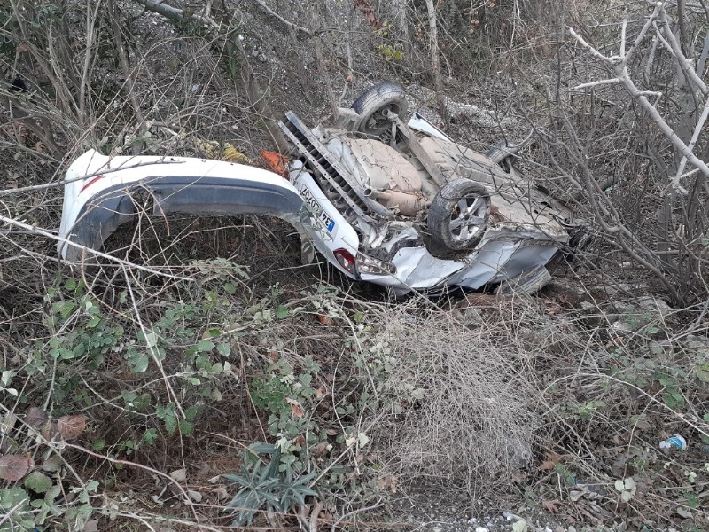 Kahta-Siverek karayolunun Kaza:2 Yaralı