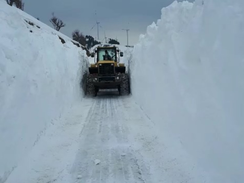 Adıyaman'da kar nedeniyle 484 yerleşim yerine ulaşılamıyor