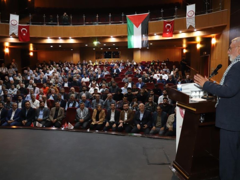 Kahta’da ‘Filistin Biziz, Biz Filistiniz’ konferansı düzenlendi