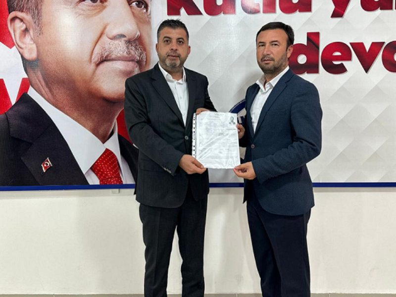 Mustafa Şahin, Kahta için resmi başvurusunu yaptı