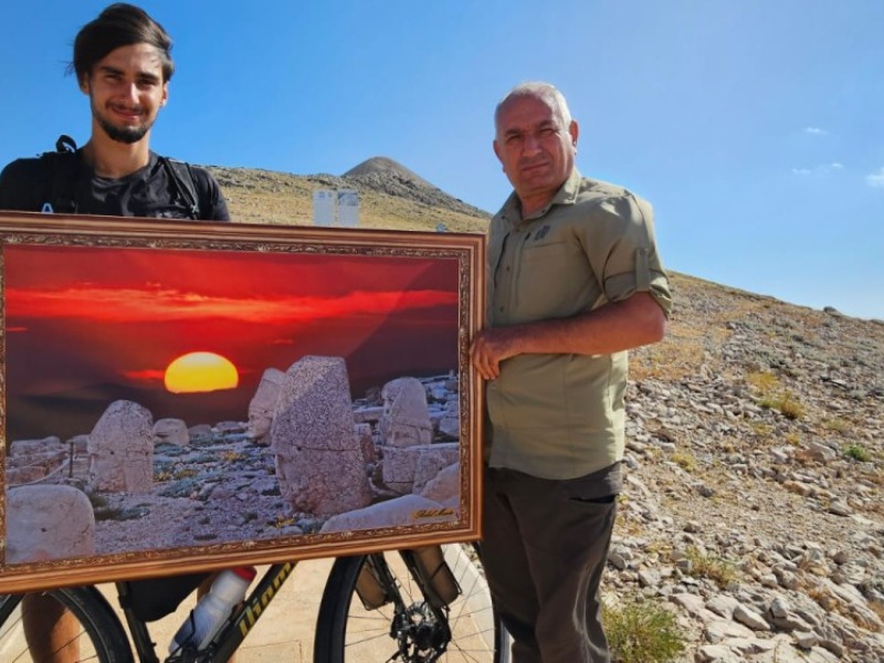 Almanya'dan Kahta'ya kadar pedal çevirdi