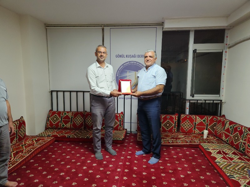 Kahta Gönülkuşağı Derneği'nden İlçe Müftüsü Rıfat Çevik'e Veda