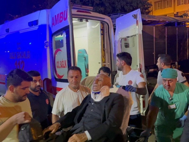 Kahta'da iki otomobil çarpıştı: 7 yaralı