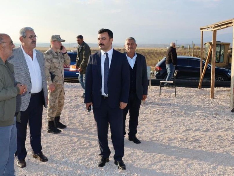 Kaymakam Soysal, deprem konutlarını yerinde inceledi