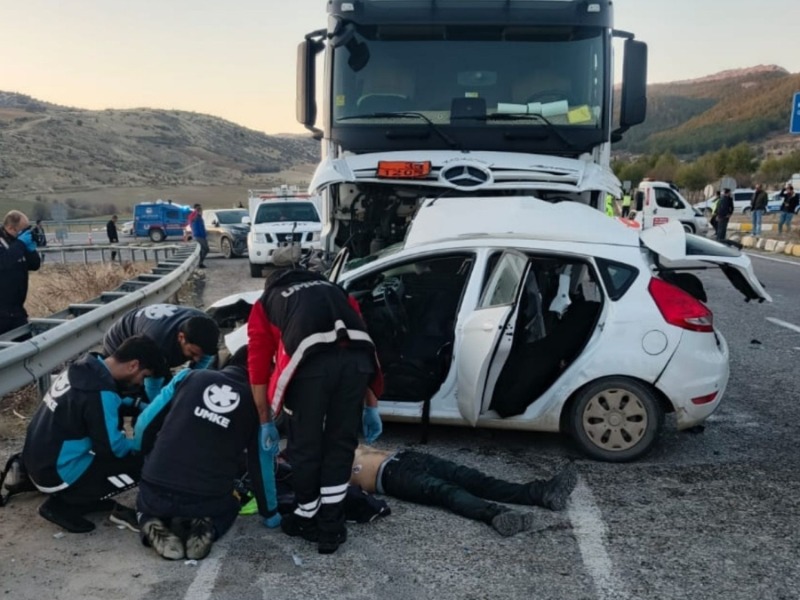 Adıyaman'daki feci kazada ölü Sayısı 4'e yükseldi