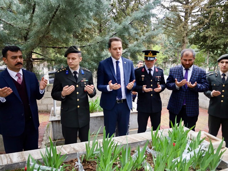 Kahta'da 18 Mart'ta Şehitlerimiz Saygıyla Anıldı