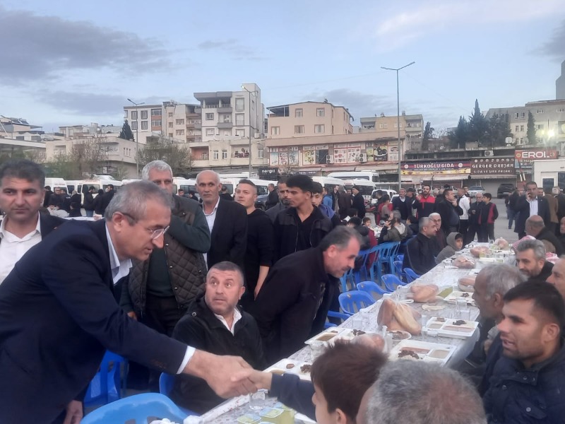 Kahta'da Ramazan Coşkusu Binlerce Kişiye İftarda Buluştu