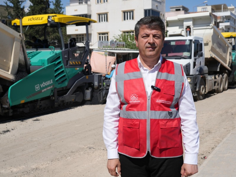 Başkan Tutdere Alitaşı Mahallesi'nde asfalt çalışmalarını inceledi