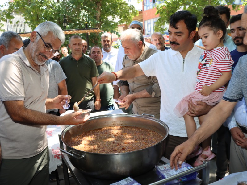 Kahta'da Aşure Günü Etkinliği Düzenlendi