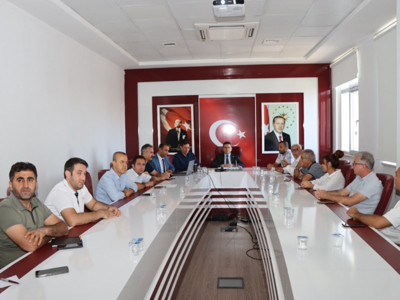 Kahta'da, mevsimlik tarım işçisi ve göçer çocuklarının eğitim hakkı masaya yatırıldı