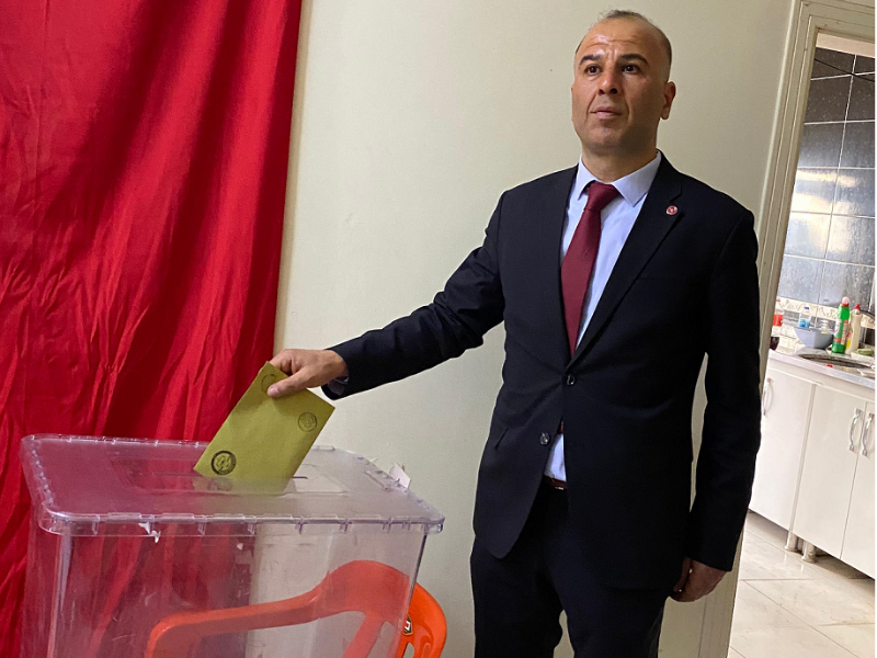 Mustafa Turan Yeniden Vatan Partisi Kahta İlçe Başkanı Seçildi