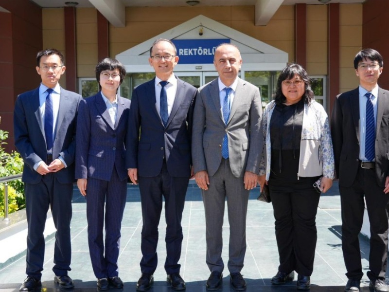 Çin heyetinden Adıyaman Üniversitesi'ne iş birliği ziyareti